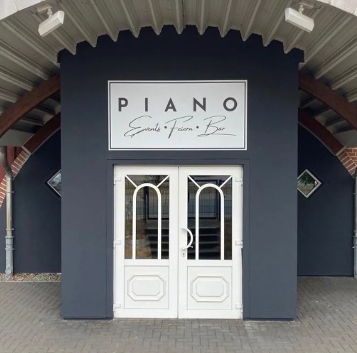Eventeck Piano Eingang